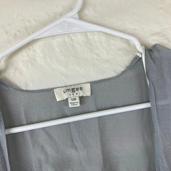 Umgee Kimono Wrap Womens S/M Blue Gray Fringe Back Ruffle Boho Festival Beach - Picture 3 of 7